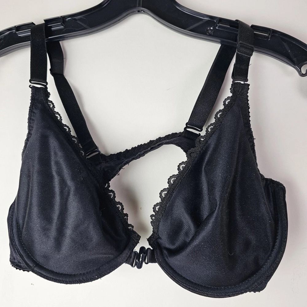 Frederick's of Hollywood Black Front Close Racerback Underwire Bra 34D Lace Trim